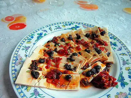 Pepper cutter with tofu
