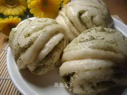 Plum rolls
