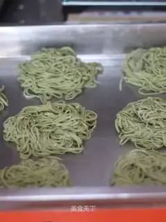 Green noodles