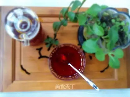 Homemade pepper oil