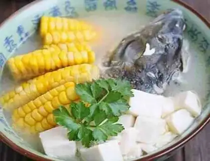 Cornfish tofu soup