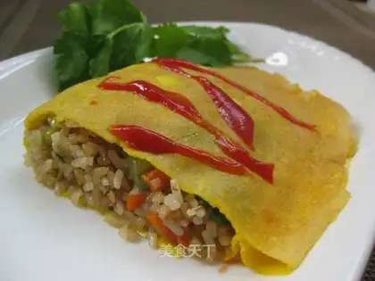 Egg-covered rice