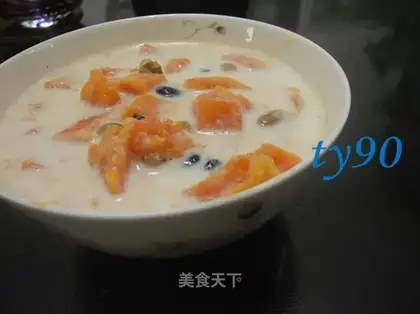 Cucumber milk soup