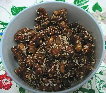Microwave amber walnuts