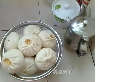 Onion meat buns
