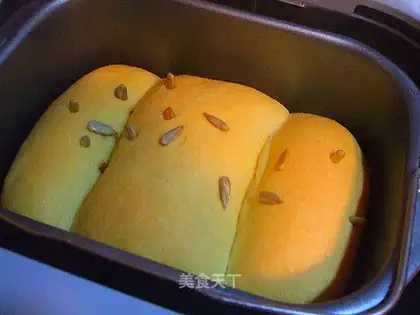 A groceries pine bread