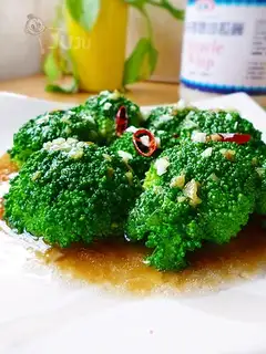 Pelican broccoli