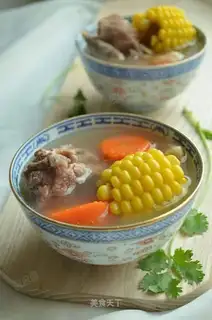 Corn carrots and pig bones