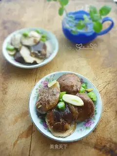Garlic-fried mushrooms