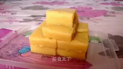 Sweet pea yellow