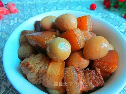 Red roasted quail eggs