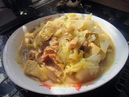 Pork cabbage. Frozen tofu