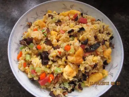 Curry egg fried rice