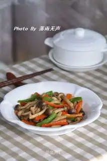 Twin crab mushrooms