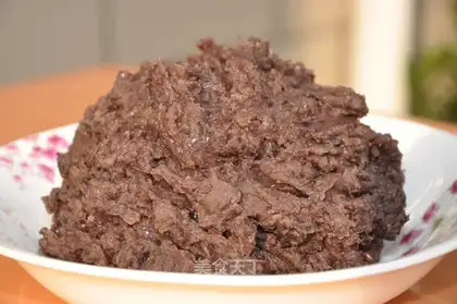 Red bean pie