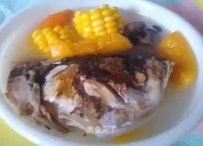 Fish-head papaya corn soup