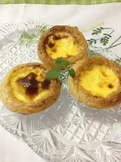 Tasty egg tarts