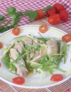 Chicken with onion oil