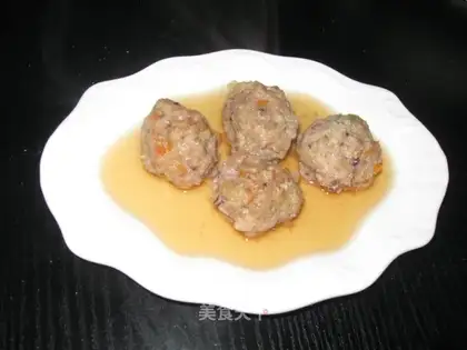 Scorched pork squid balls