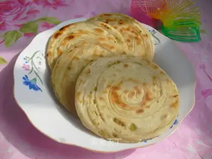 Onion butter cake