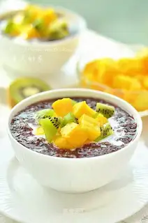 Coconut and black rice