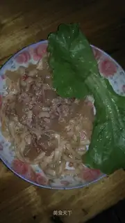 Peach noodles