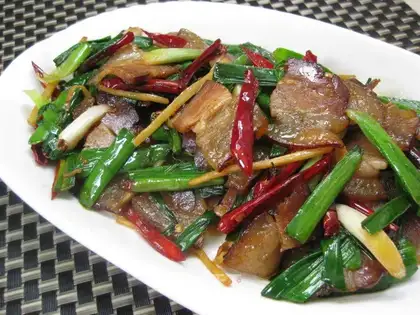 Garlic meat