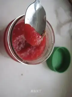 Homemade mountain sauce