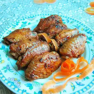 Fried chicken wings