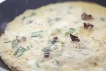 Nuts onion eggcake