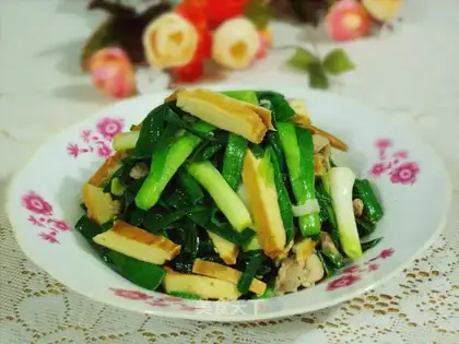 Garlic silk tofu dry
