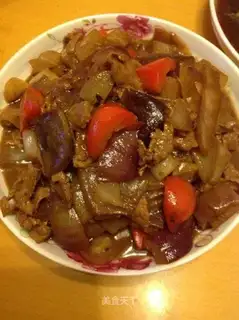 Onion fried beef chips
