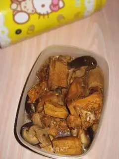 Frozen chickens with mushroom beans