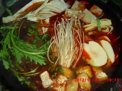 Spicy hot pot with red oil