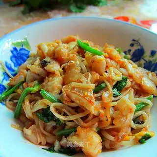Fish noodles