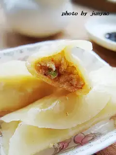 Fresh cabbage pans