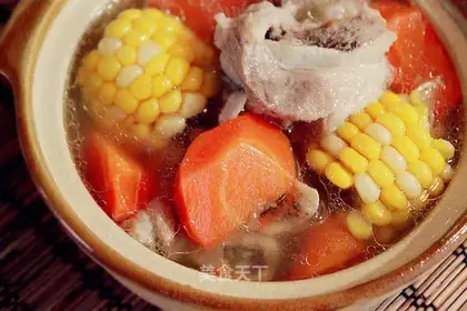 Carrot cornbone soup