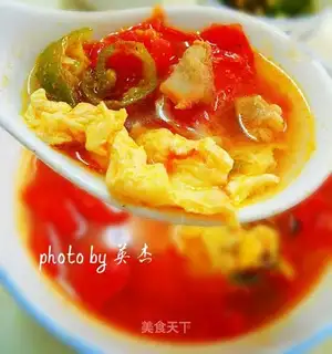Tomato meat egg soup