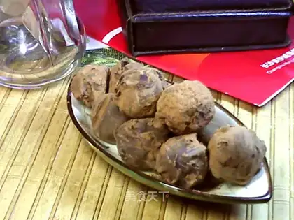 Milk core truffles