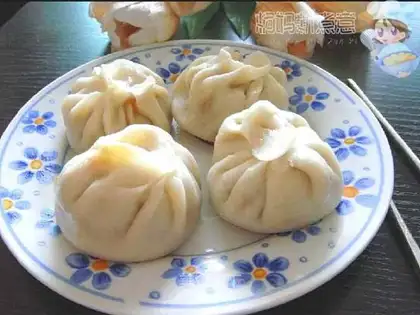 Delicious crab roe bun