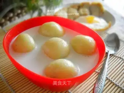 Coconut juice corn glutinous rice balls