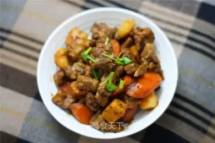 Stewed pork ribs with bean drum spicy sauce