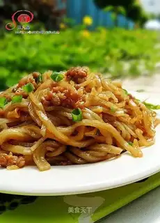 Shredded fish salad