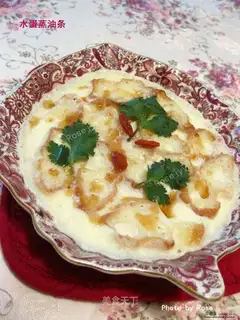 Steamed eggs with fried dough sticks