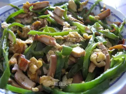 stir-fried shredded green pepper