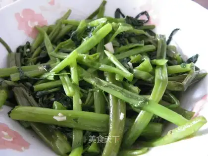 Water spinach minced garlic