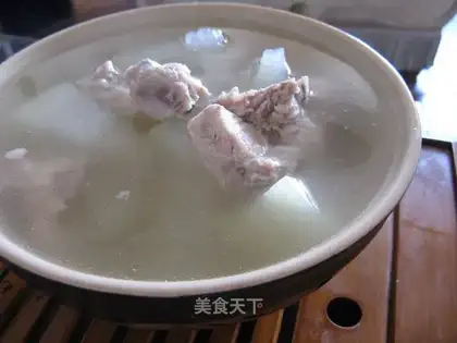 Ribs and white gourd soup