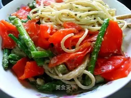 Salmon and asparagus pasta