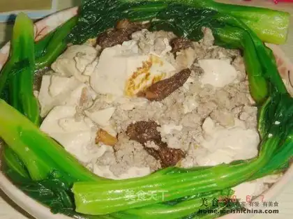 Braised tofu with morels and minced meat