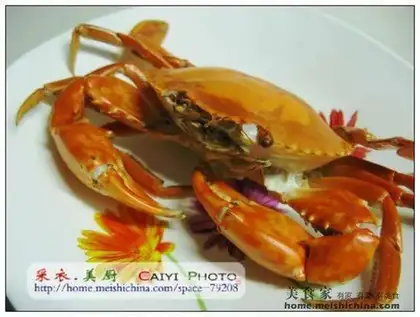 Steamed Sanmen Green Crab